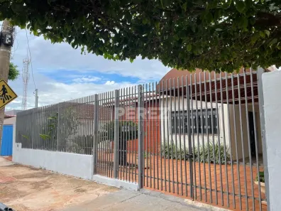 Casa com 5 Quartos à venda, 164m² no Centro, Campo Grande