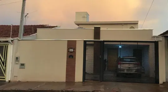 Casa com 4 Quartos à venda, 168m² no Vila Ercília, São José do Rio Preto