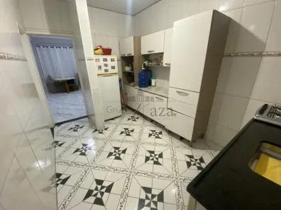 Casa com 2 Quartos para alugar, 72m² no Vila Industrial, São José dos Campos