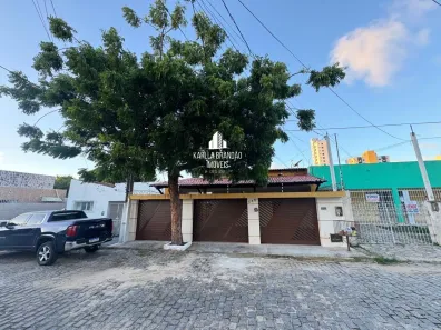 Casa de Condomínio com 7 Quartos à venda, 300m² no Barro Vermelho, Natal