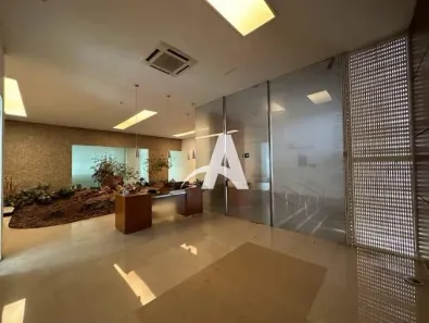 Prédio Comercial para alugar, 754m² no Centro, Uberlândia