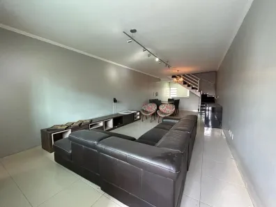Sobrado com 3 Quartos à venda, 137m² no Jardim Stella, Santo André