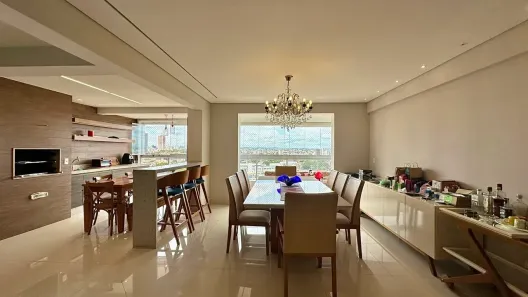 Apartamento com 4 Quartos à venda, 180m² no Setor Bueno, Goiânia