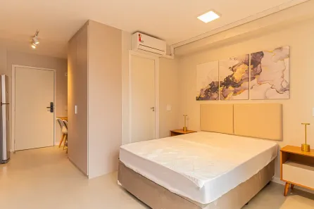 Apartamento com 1 Quarto para alugar, 27m² no Jardim das Acácias, São Paulo