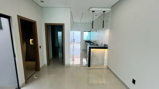 Casa com 2 Quartos à venda, 68m² no Jardim Holanda, Uberlândia