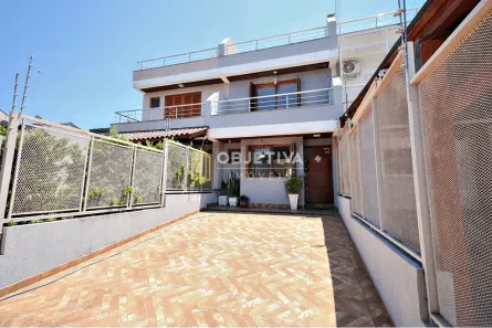 Casa com 3 Quartos à venda, 152m² no Guarujá, Porto Alegre