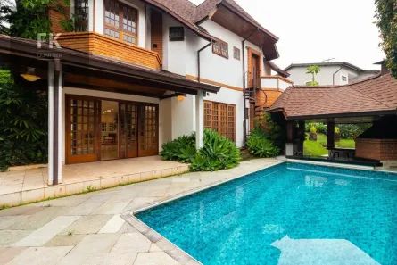 Casa de Condomínio com 4 Quartos para alugar, 525m² no Alphaville, Santana de Parnaíba
