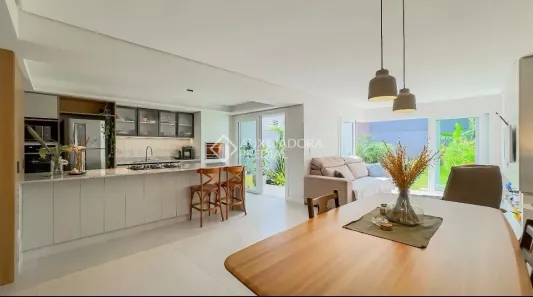 Apartamento com 2 Quartos à venda, 204m² no Chácara das Pedras, Porto Alegre