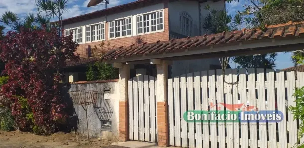 Casa com 2 Quartos à venda, 137m² no Bacaxá (Bacaxá), Saquarema