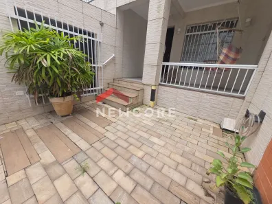 Casa com 5 Quartos à venda, 198m² no Centro, São Vicente