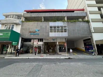 Ponto Comercial para alugar, 73m² no Centro, Juiz de Fora