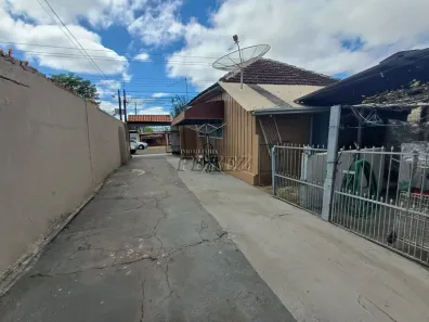 Casa com 2 Quartos à venda, 456m² no Centro, Londrina
