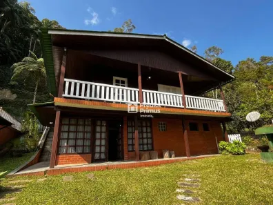 Casa de Condomínio com 4 Quartos à venda, 351m² no Debossan, Nova Friburgo