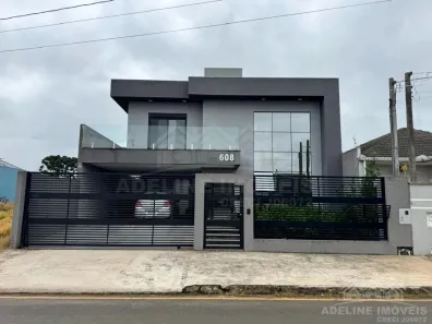 Casa com 4 Quartos à venda, 240m² no Centro Civico, Carambeí