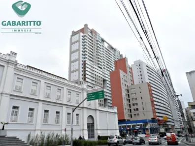Apartamento com 1 Quarto para alugar, 30m² no Centro, Curitiba
