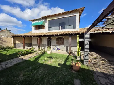 Casa com 6 Quartos para alugar, 338m² no Pontinha, Araruama