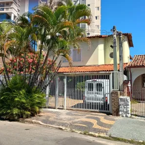 Sobrado com 4 Quartos à venda, 282m² no Cambuí, Campinas