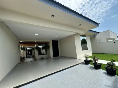 Casa com 3 Quartos à venda, 163m² no Santa Clara, Sorriso