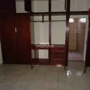 Apartamento com 3 Quartos para alugar, 80m² no Santa Mônica, Uberlândia