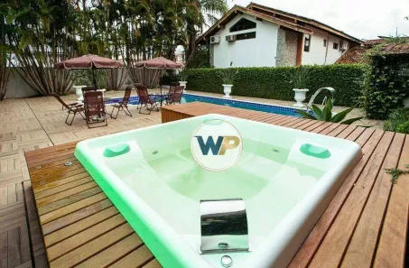 Casa com 4 Quartos para alugar, 450m² no Centro, Balneário Camboriú