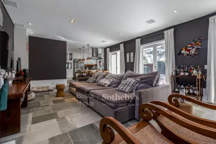 Casa com 4 Quartos à venda, 1050m² no Jardim Guedala, São Paulo
