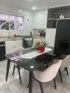 Sobrado com 3 Quartos à venda, 198m² no Vila Alzira, Santo André