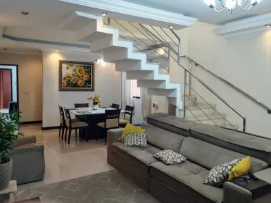 Sobrado com 3 Quartos à venda, 196m² no Bosque dos Eucaliptos, São José dos Campos