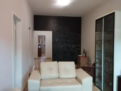 Casa com 4 Quartos à venda, 330m² no Carlos Prates, Belo Horizonte