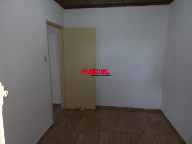 Casa com 2 Quartos para alugar, 45m² no Centro, São José dos Campos