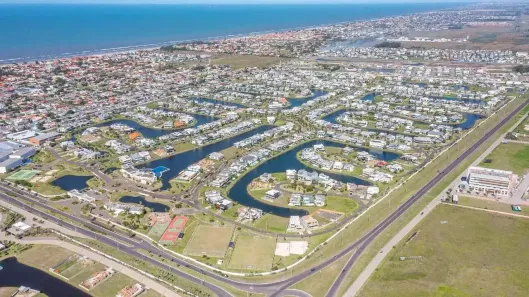 Lote/Terreno à venda, 450m² no XANGRI-LÁ, Xangri-lá