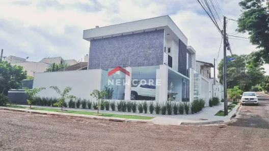 Sobrado com 3 Quartos à venda, 260m² no Jardim Imperial, Maringá
