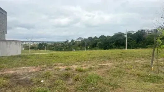 Lote/Terreno à venda, 330m² no Condomínio Residencial Colinas do Paratehy, São José dos Campos