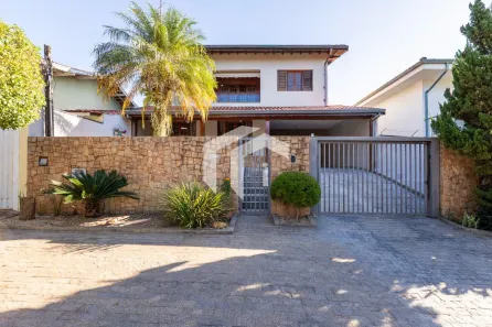 Sobrado com 3 Quartos à venda, 277m² no Nova Campinas, Campinas