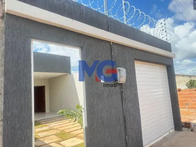 Casa com 3 Quartos à venda, 150m² no Frei Damião, Juazeiro do Norte