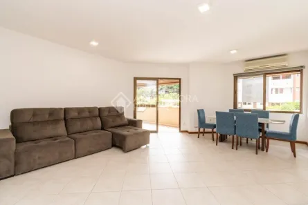 Apartamento com 3 Quartos para alugar, 158m² no Moinhos de Vento, Porto Alegre