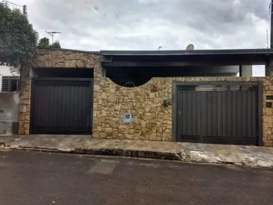 Casa com 4 Quartos à venda, 282m² no Vila Xavier (Vila Xavier), Araraquara