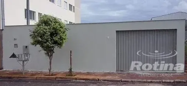 Lote/Terreno à venda, 300m² no Daniel Fonseca, Uberlândia