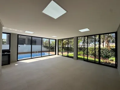 Casa de Condomínio com 4 Quartos à venda, 382m² no Jardins Verona, Goiânia
