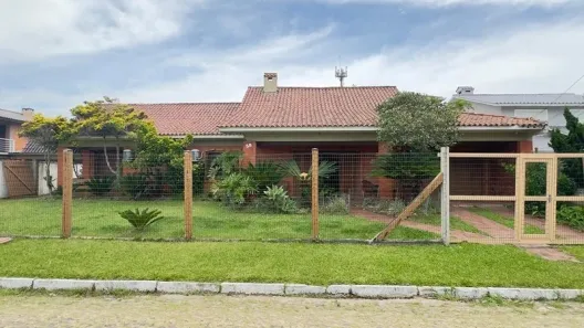 Casa com 7 Quartos à venda, 220m² no Mariluz C, Imbé