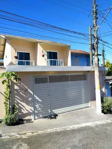 Sobrado com 3 Quartos à venda, 230m² no Parque Ponte Grande, Mogi das Cruzes