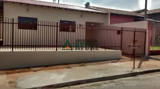 Casa com 3 Quartos à venda, 99m² no Conjunto Café, Londrina