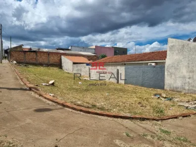 Lote/Terreno à venda, 300m² no Jardim Jandira, Bauru