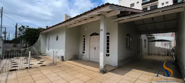 Casa com 5 Quartos à venda, 271m² no Balneário, Florianópolis