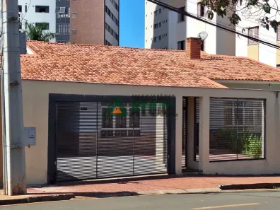 Imóvel Comercial com 3 Quartos para alugar, 230m² no Caiçaras, Londrina