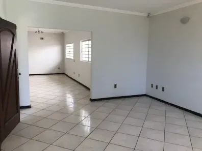 Casa com 3 Quartos à venda, 200m² no Vila Coralina, Bauru