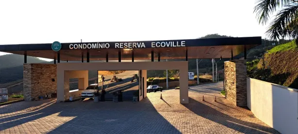 Lote/Terreno à venda, 300m² no Salvaterra, Juiz de Fora