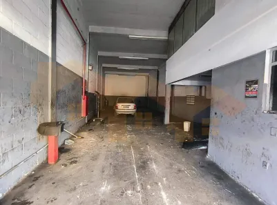 Ponto Comercial para alugar, 137m² no Alípio de Melo, Belo Horizonte