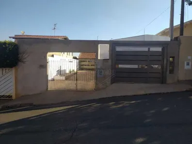 Casa com 3 Quartos à venda, 212m² no Centro, Araraquara