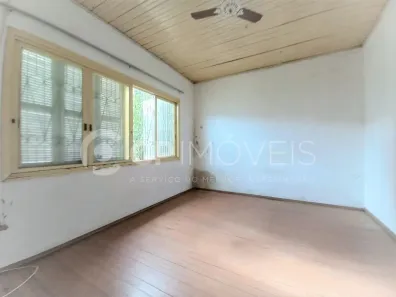 Casa com 3 Quartos à venda, 80m² no Passo da Areia, Porto Alegre