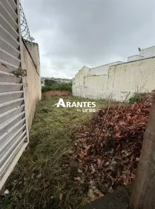 Lote/Terreno à venda, 300m² no Vigilato Pereira, Uberlândia